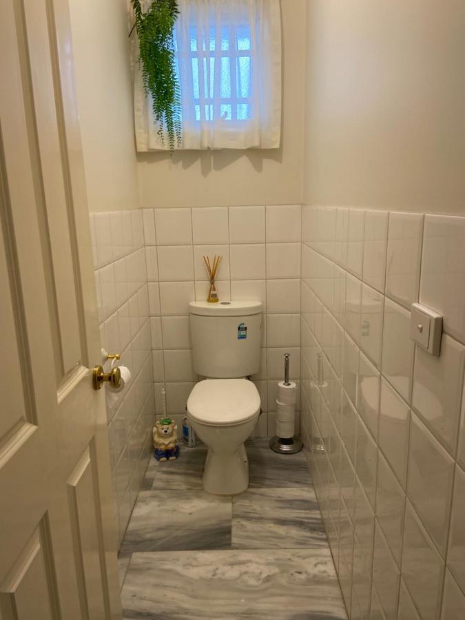 Cosy Private Room Easy Access To City & Airport Melburne Exterior foto